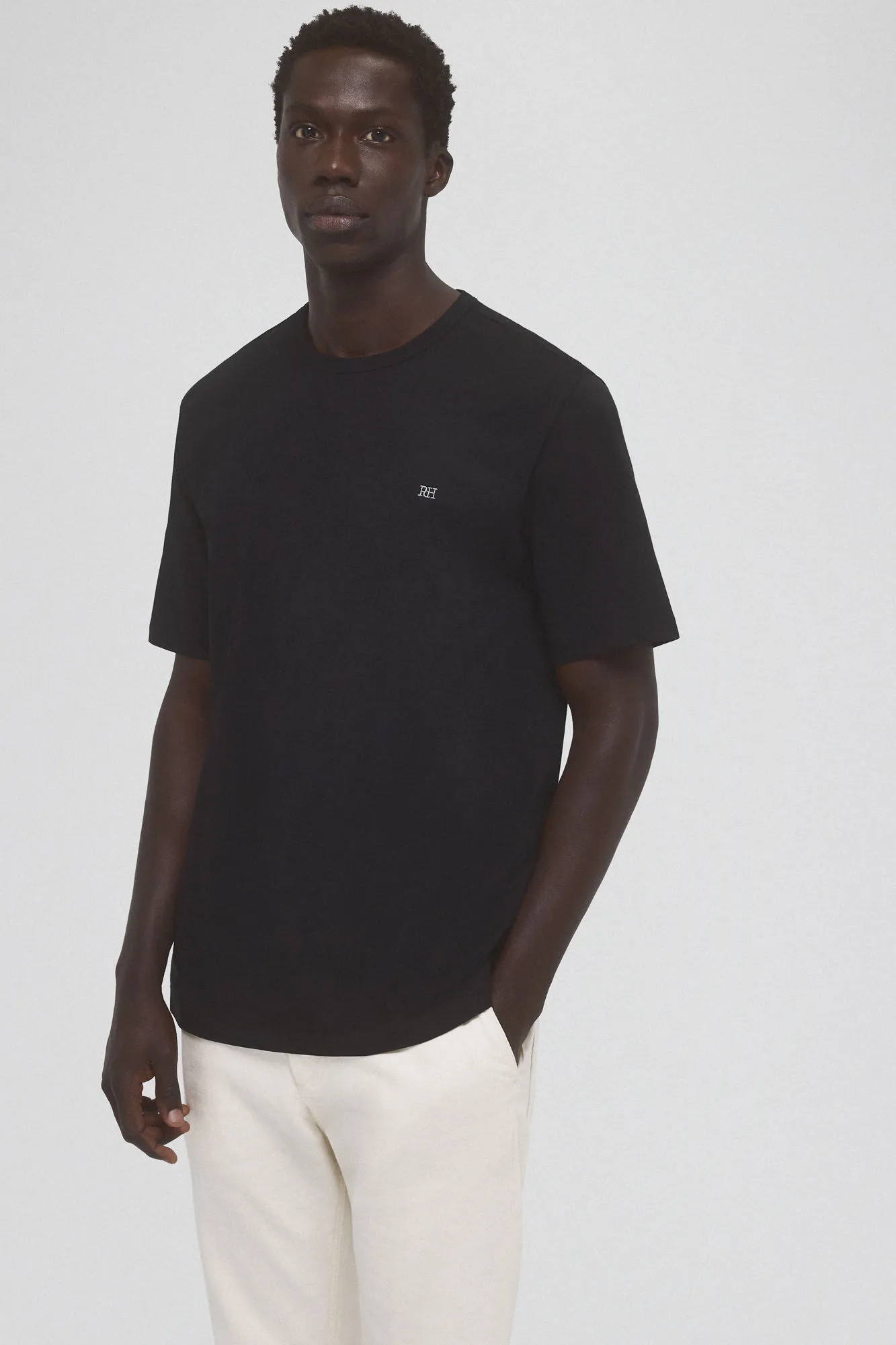 Basic T-shirt with embroidered logo