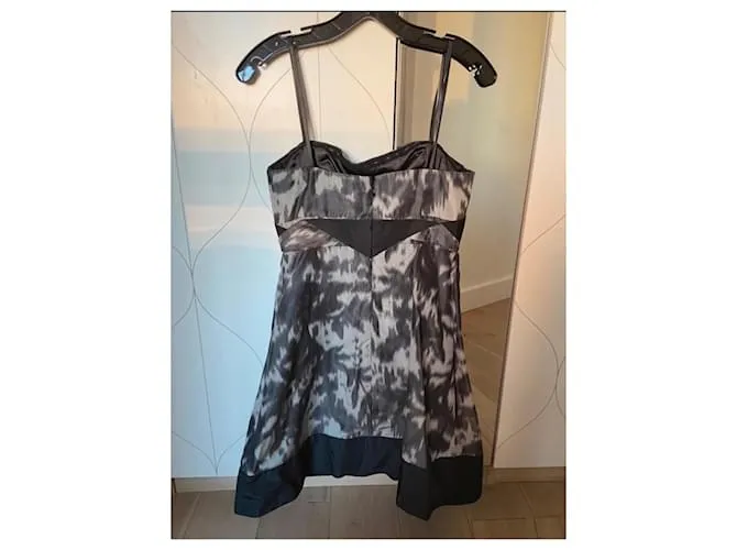 Bcbg Max Azria Vestido bustier con seda preppy Max Azria Gris Gris antracita 