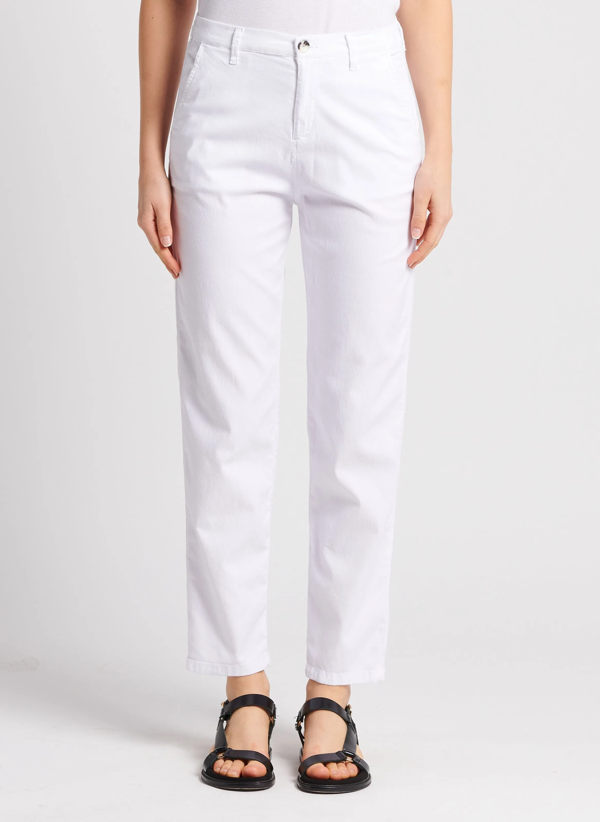 BOMBAY - Pantalón slim fit texturizado de talle alto en blanco