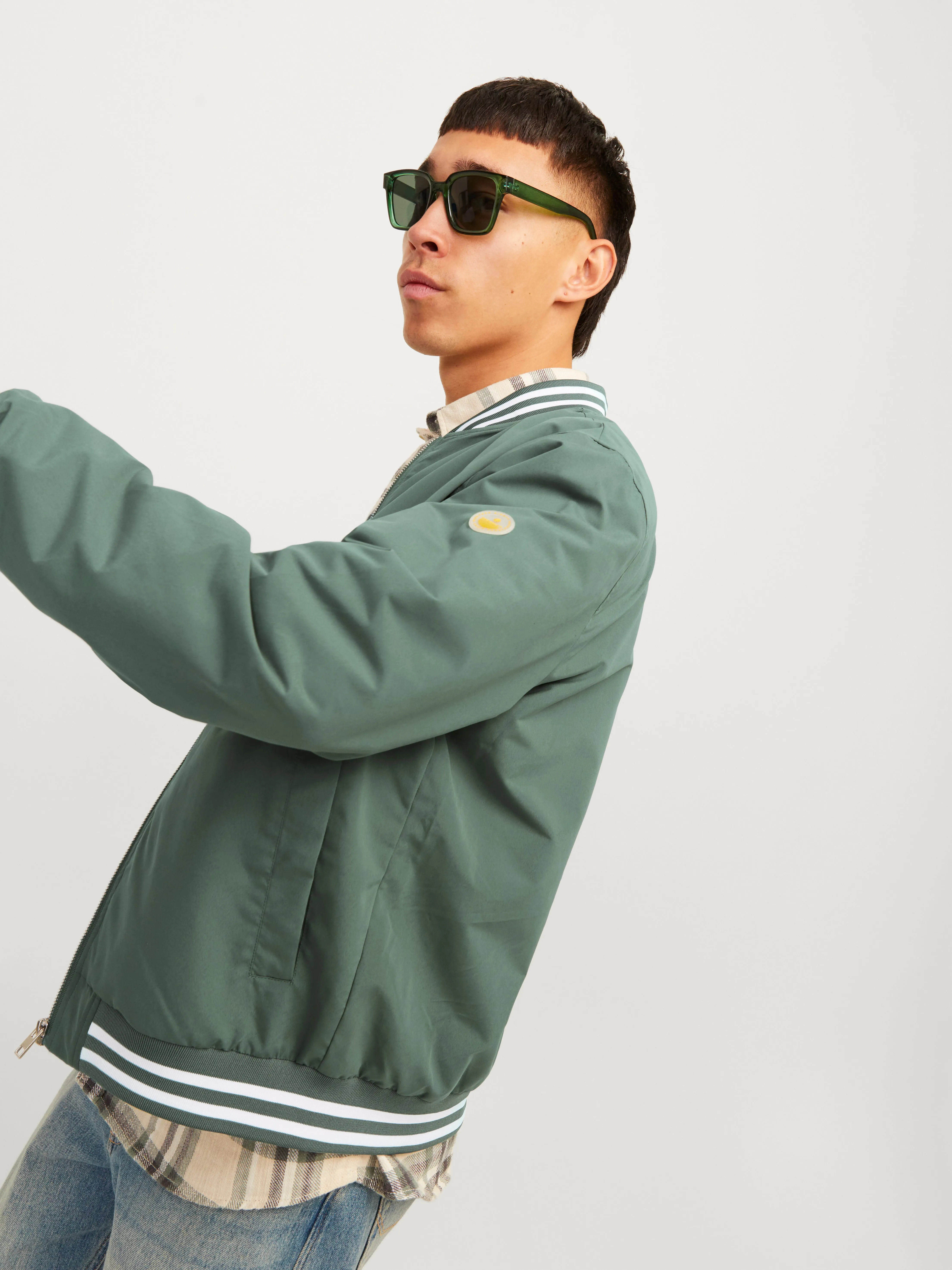 Chaqueta bomber | Verde intermedio | Jack & Jones®