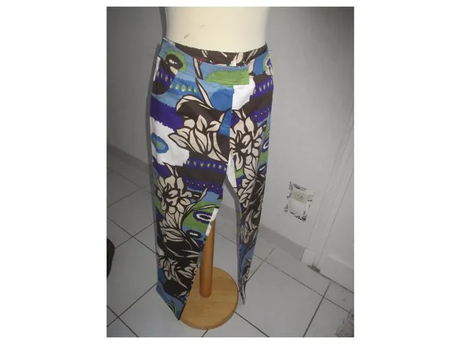 Escada traje de pantalon Multicolor 