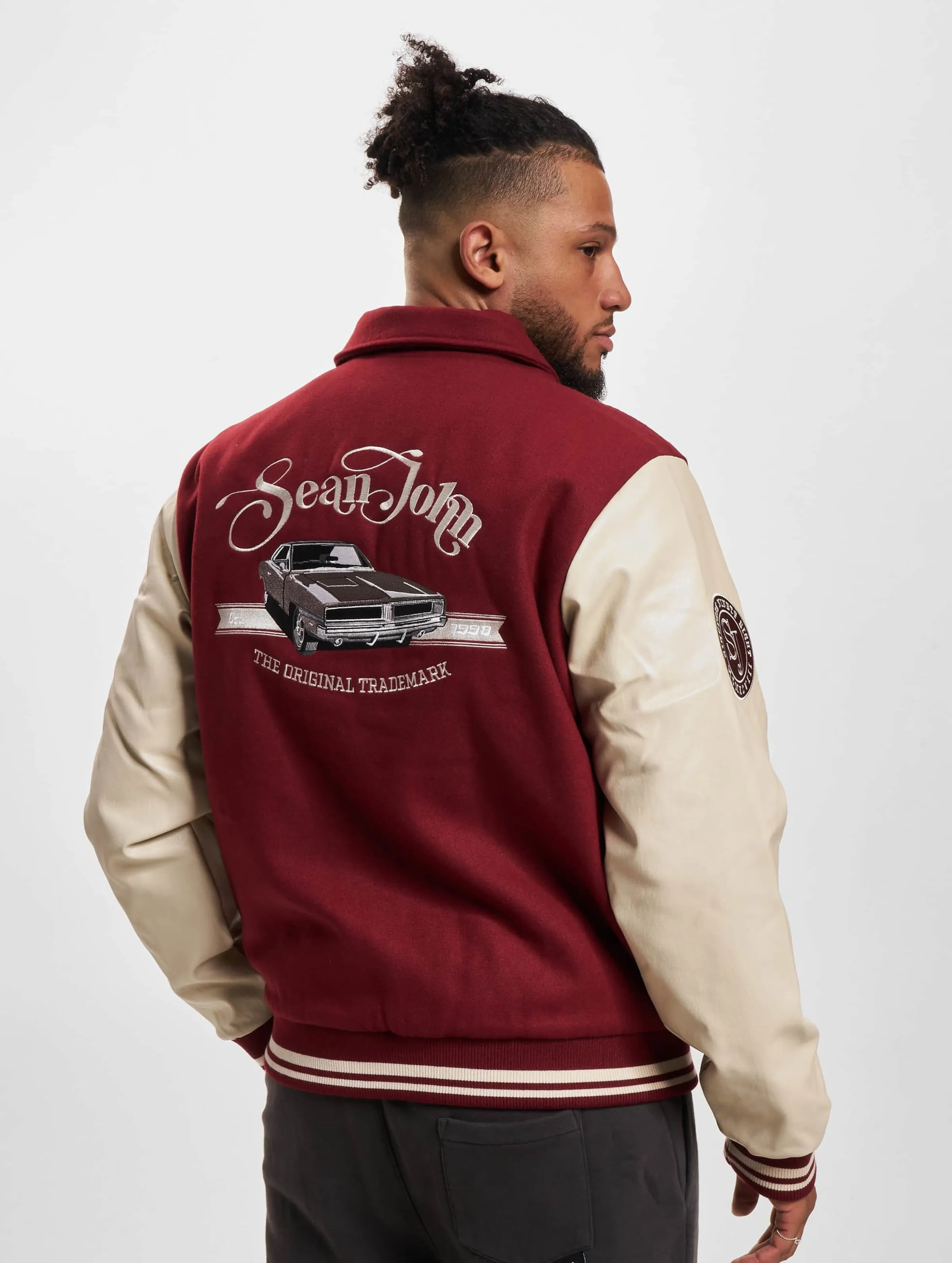 JM233-023-1 SJ Script Logo Retro Car College Jacket