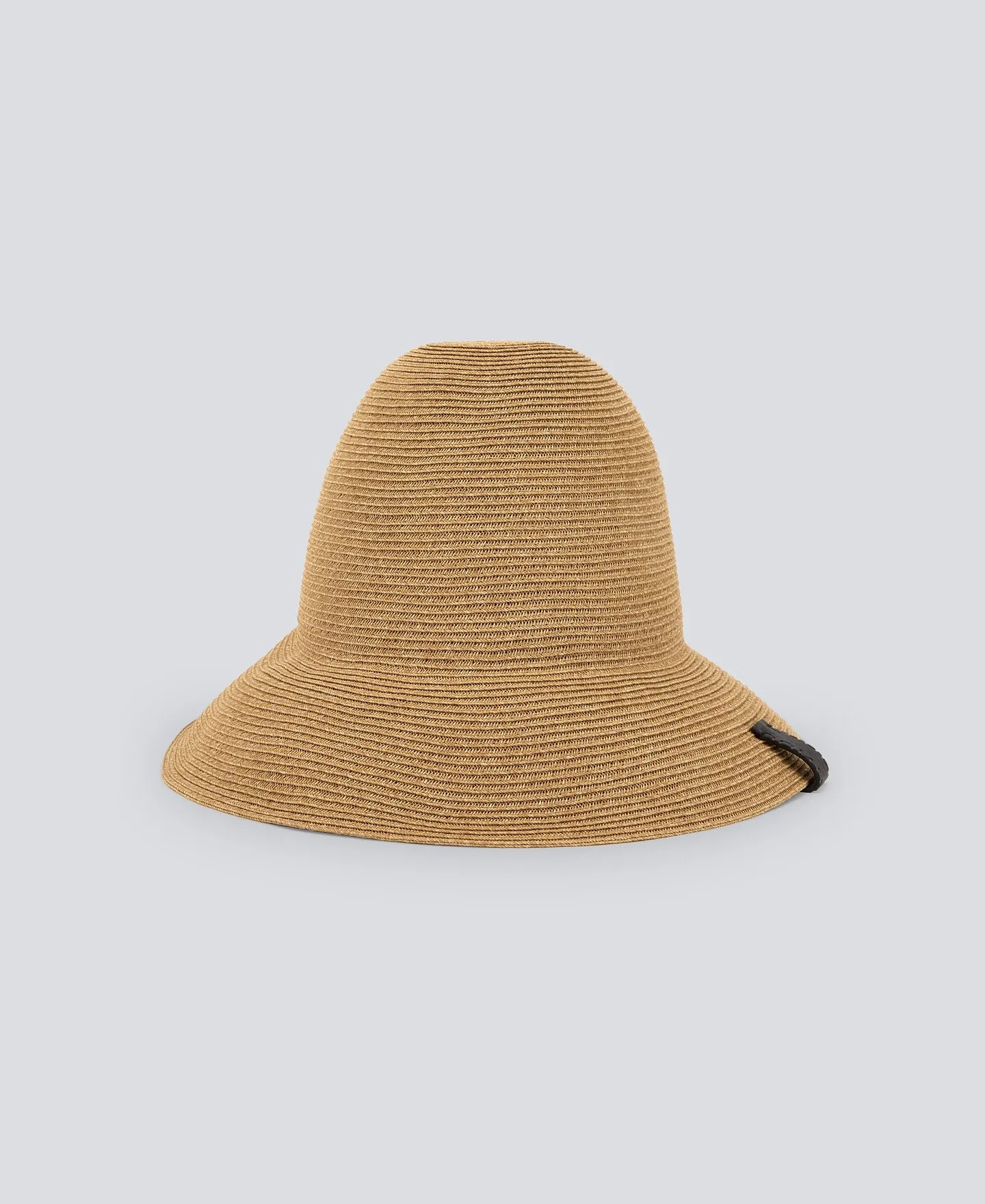 Paper braided hat woman