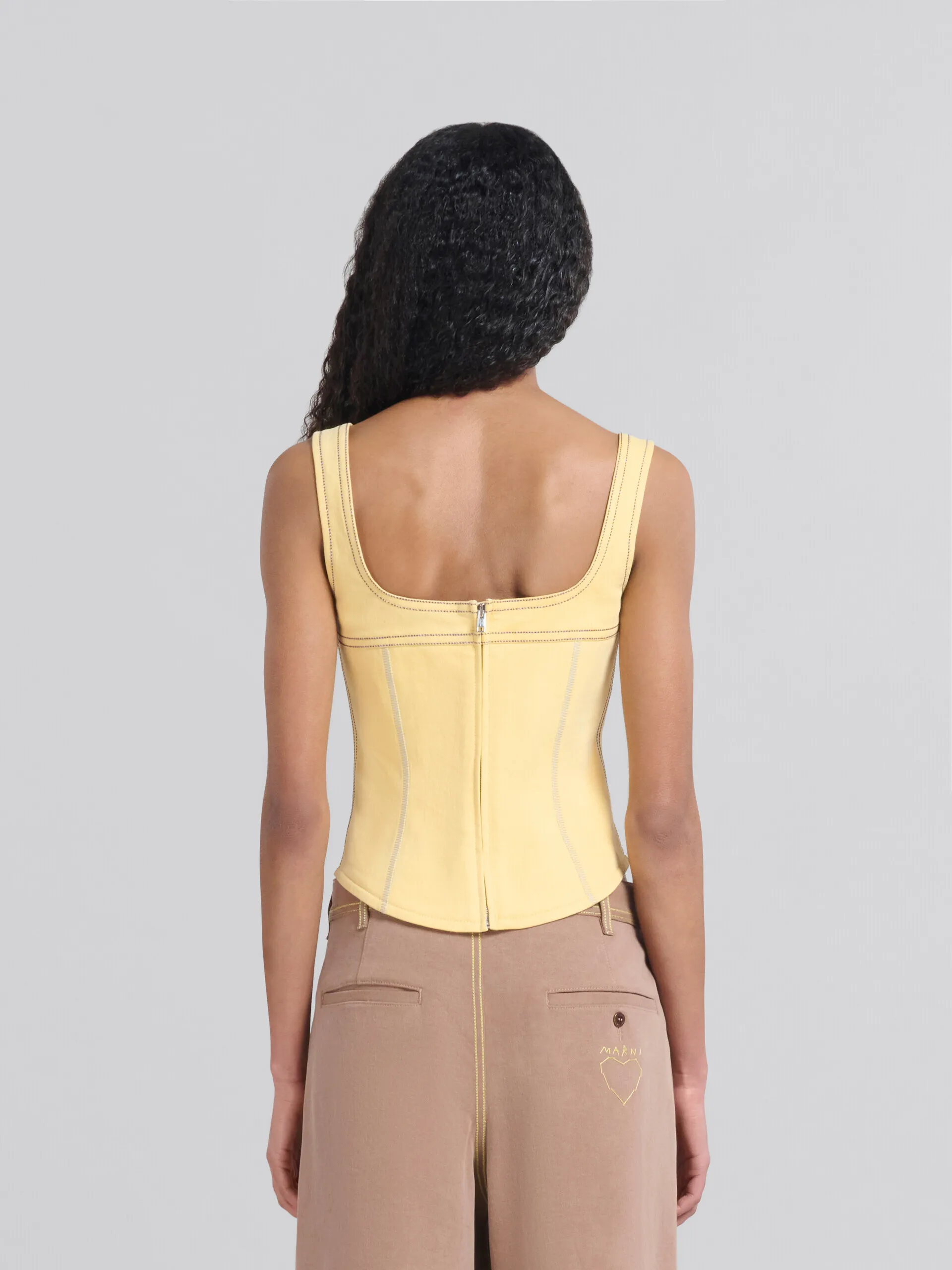 Top bustier de tejido vaquero orgánico amarillo