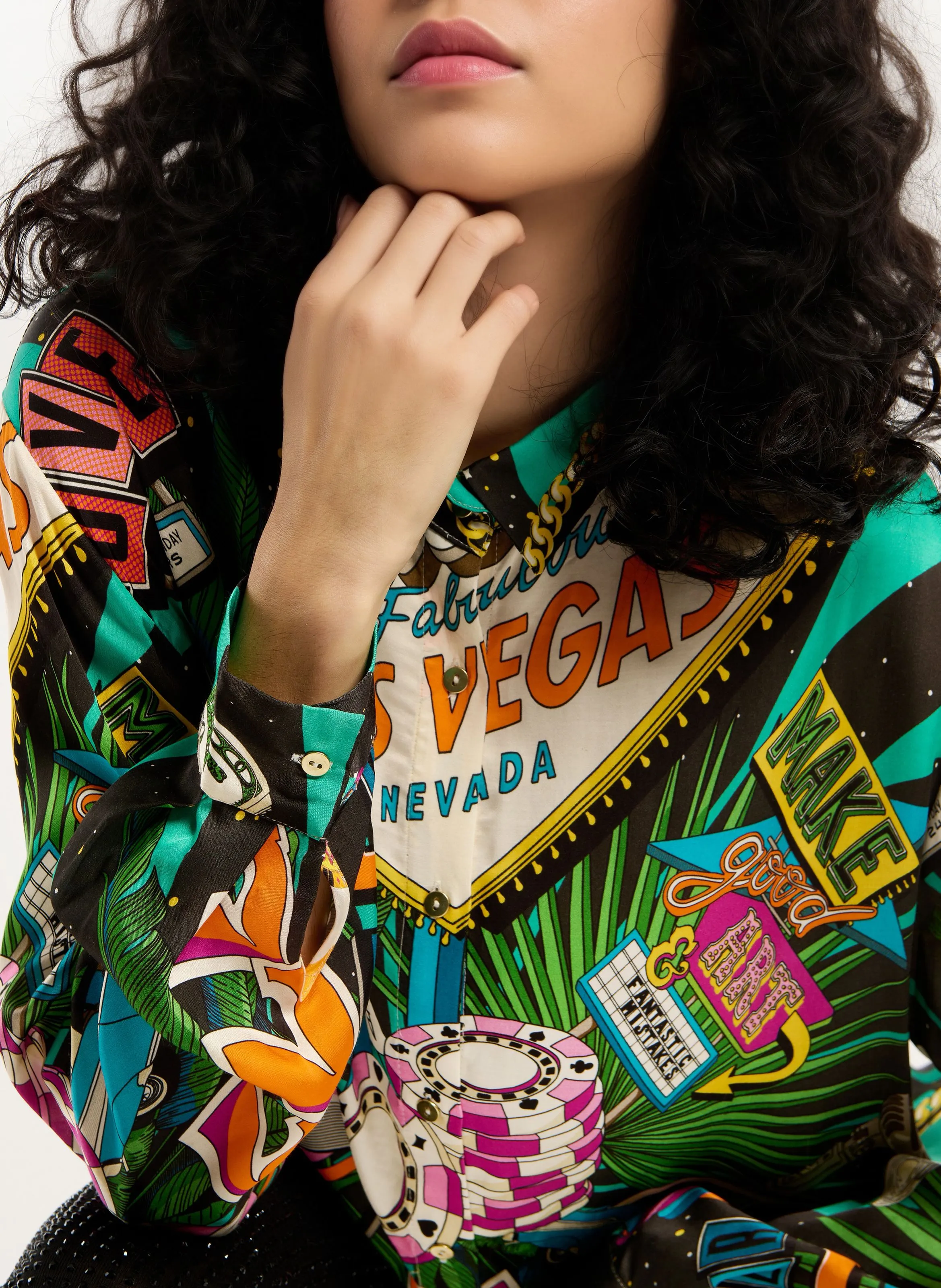 WILD BONAVENTURE VEGAS - Camisa estampada con diseño oversize en negro